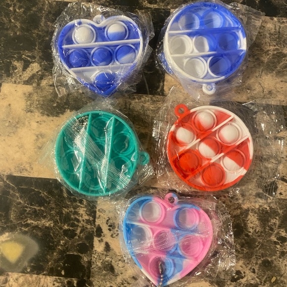 Mini pop it fidget key chain - Picture 1 of 3